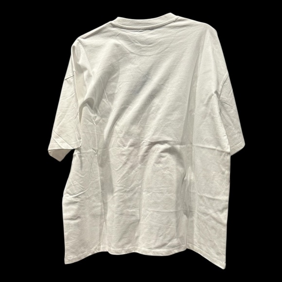 White Fox Boutique With Love In The Moment Tee L/XL NWT - Picture 4 of 7